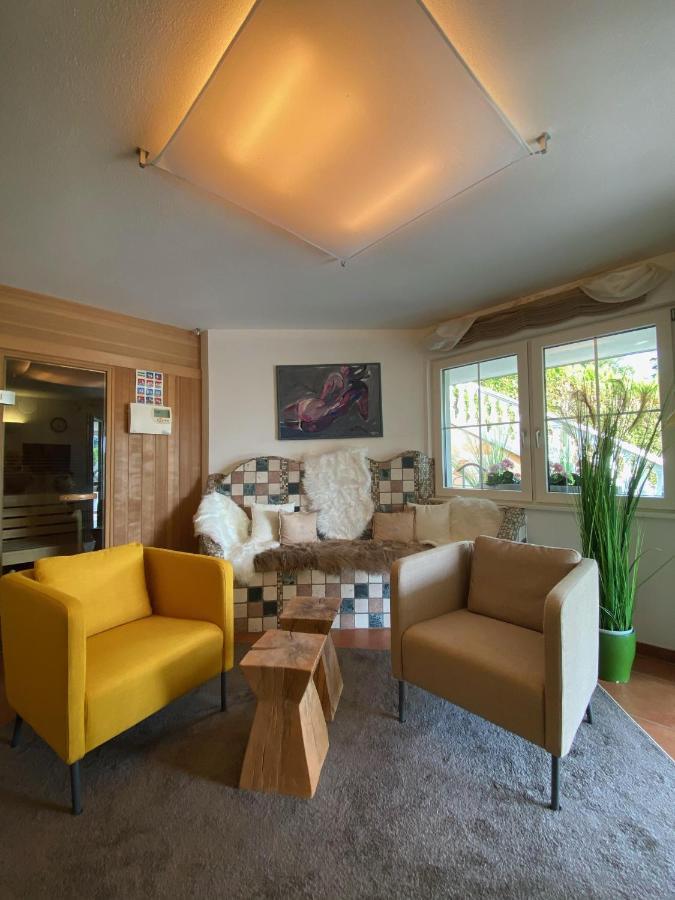 Modernes Alpenapartment mit Sauna Wintergarten und Pool Salzburg Exterior foto