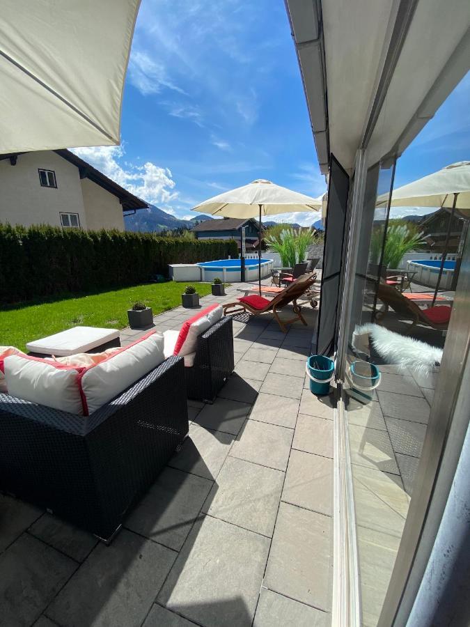 Modernes Alpenapartment mit Sauna Wintergarten und Pool Salzburg Exterior foto